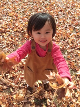 「UNIQLO（ユニクロ）のリブハイネックT（長袖）（その他トップス、レッド系）」を使った、kokoro◆YouTubeさん（キッズ・100cm）の冬コーディネート