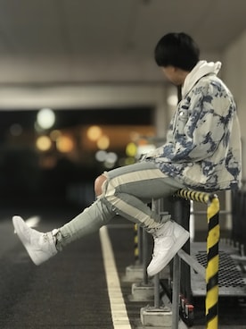 「ブリーチデニム」｜「アイテム（デニムジャケット）」を使った、なかじまけんたさん（メンズ・176cm）の冬コーディネート
