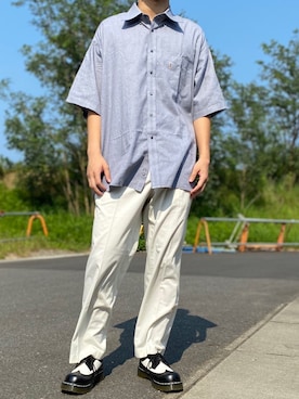 「MCM（エムシーエム）のアイテム（シャツ/ブラウス、グレー系）」を使った、なかじまけんたさん（メンズ・176cm）の夏コーディネート