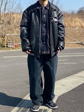 「carhartt」｜「アイテム（スタジャン）」を使った、なかじまけんたさん（メンズ・176cm）の冬コーディネート