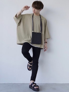 「UNIQLO（ユニクロ）のWOMEN ウルトラストレッチジーンズ（デニムパンツ）」を使った、ゆーすけさん（メンズ・165cm）の夏コーディネート