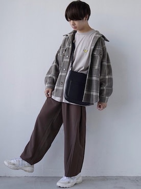「INTER FACTORY（インターファクトリー）のファッションインフルエンサー じーの × INTER FACTORY　2wayワイドパンツ（その他パンツ）」を使った、ゆーすけさん（メンズ・165cm）の秋コーディネート