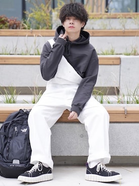「KANGOL（カンゴール）のアイテム（サロペット/オーバーオール）」を使った、ゆーすけさん（メンズ・165cm）の春コーディネート