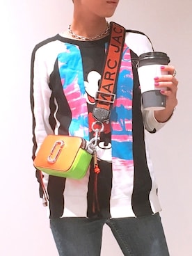 「蛍光カラー」｜「アイテム（その他）」を使った、coco😎さん（レディース・162cm）の秋コーディネート