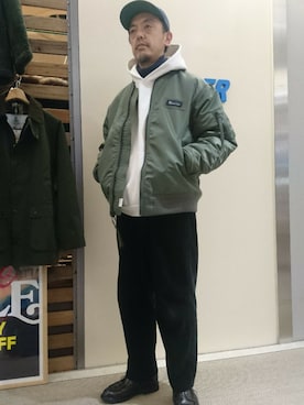「MANASTASH（マナスタッシュ）のアイテム（MA-1）」を使った、atsushiさん（メンズ・172cm）の冬コーディネート