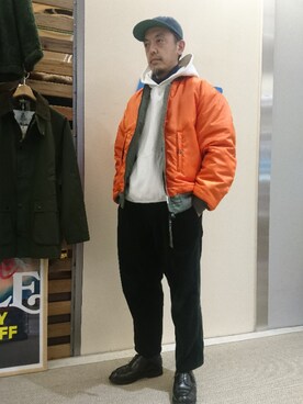 「MANASTASH（マナスタッシュ）のアイテム（MA-1）」を使った、atsushiさん（メンズ・172cm）の冬コーディネート