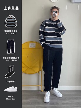「盐系风格」｜「アイテム（スニーカー）」を使った、小賈今天穿什麼さん（メンズ・168cm）の冬コーディネート