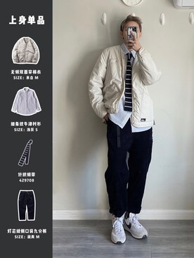「盐系风格」｜「アイテム（スニーカー）」を使った、小賈今天穿什麼さん（メンズ・168cm）の冬コーディネート