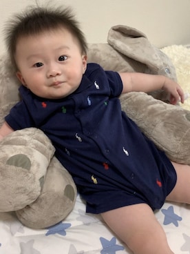 「POLO RALPH LAUREN CHILDRENSWEAR（ポロ ラルフ ローレン チルドレンズウェア）のアイテム（ロンパース、ブルー系）」を使った、由佳&チビ君さんの春コーディネート