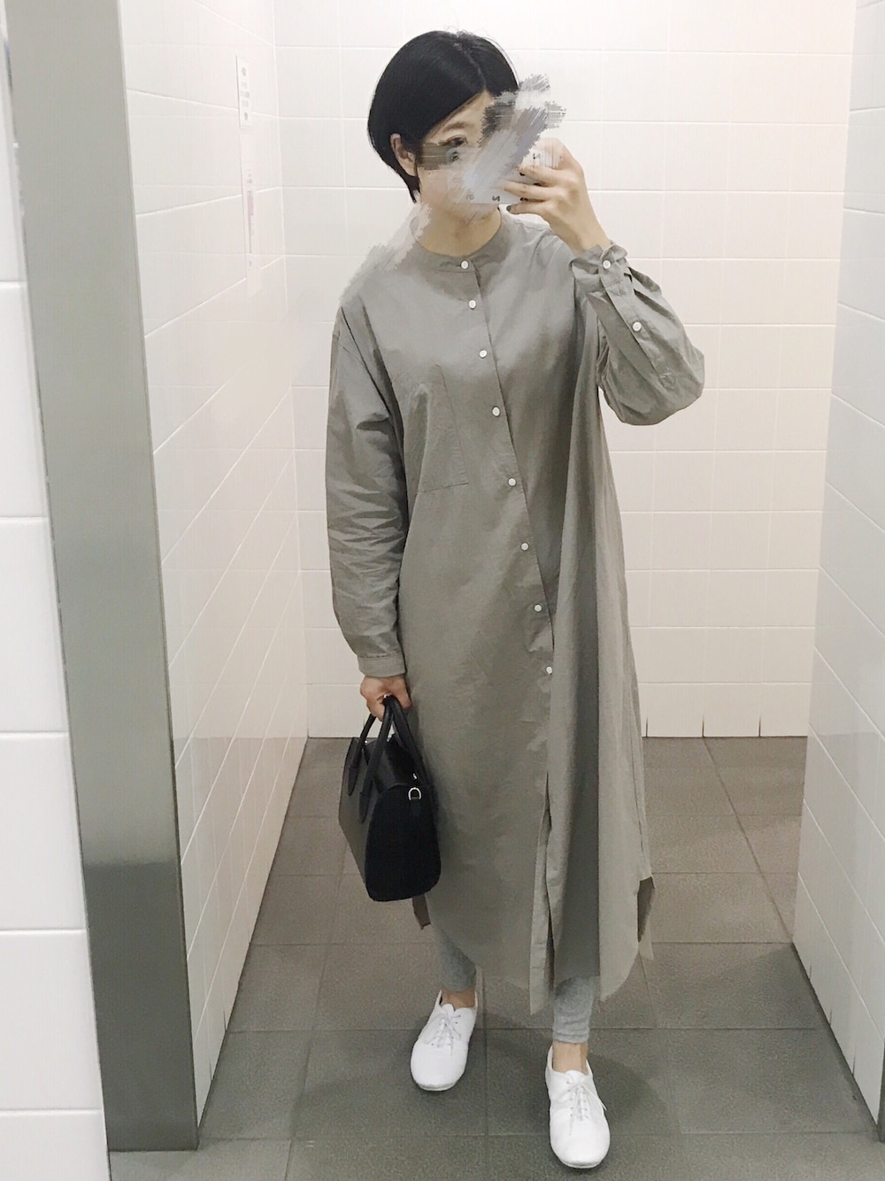 「バンドカラー、ワンピース、シャツワンピース、トゥジュー、TOUJOURS、トープ、crown、MACKINTOSH PHILOSOPHY、マッキントッシュ、白靴」｜「TOUJOURSのアイテム（ワンピース/ドレス、その他）」を使った、aki◎.＊さん（レディース・158cm）の夏コーディネートの1枚目の写真