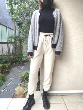 「Dr. Martens（ドクターマーチン）のDr.ﾏｰﾁﾝ　1460　8ホール（ブーツ）」を使った、あだこっこさん（レディース・169cm）の冬コーディネート