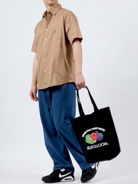 「FRUIT OF THE LOOM（フルーツオブザルーム）のアイテム（バッグ）」を使った、Salong hameu【Official】さん（メンズ・181cm）の夏コーディネート