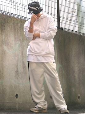 「ジャージーパンツ」｜「アイテム（その他）」を使った、Salong hameu【Official】さん（メンズ・173cm）の秋コーディネート