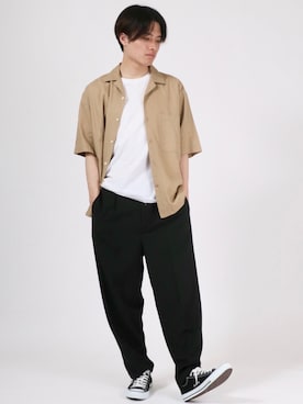 「ベージュ×ブラック」｜「アイテム（その他）」を使った、Salong hameu【Official】さん（メンズ・175cm）の春コーディネート