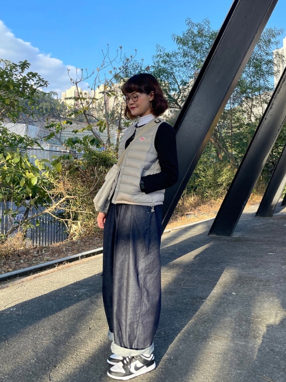 「ootd」｜「agnes b.のM001 CARDIGAN カーディガンプレッション（カーディガン/ボレロ、ブラック系）」を使った、chuさん（レディース・163cm）の冬コーディネートの1枚目の写真