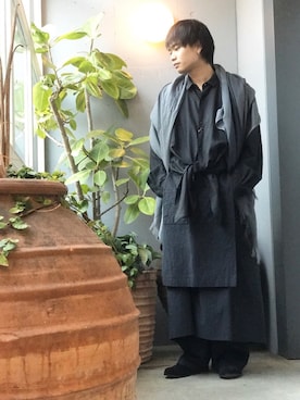 「アイテム（ストール/ショール）」を使った、Takahiroさん（メンズ・170cm）の春コーディネート