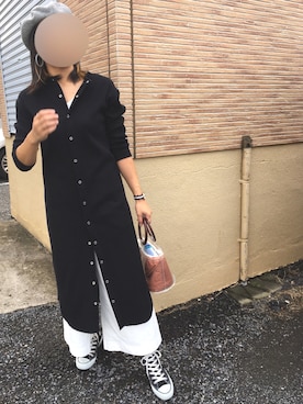 「アイテム（ピアス（両耳用）、ブルー系）」を使った、SHIーIさん（レディース・160cm）の秋コーディネート