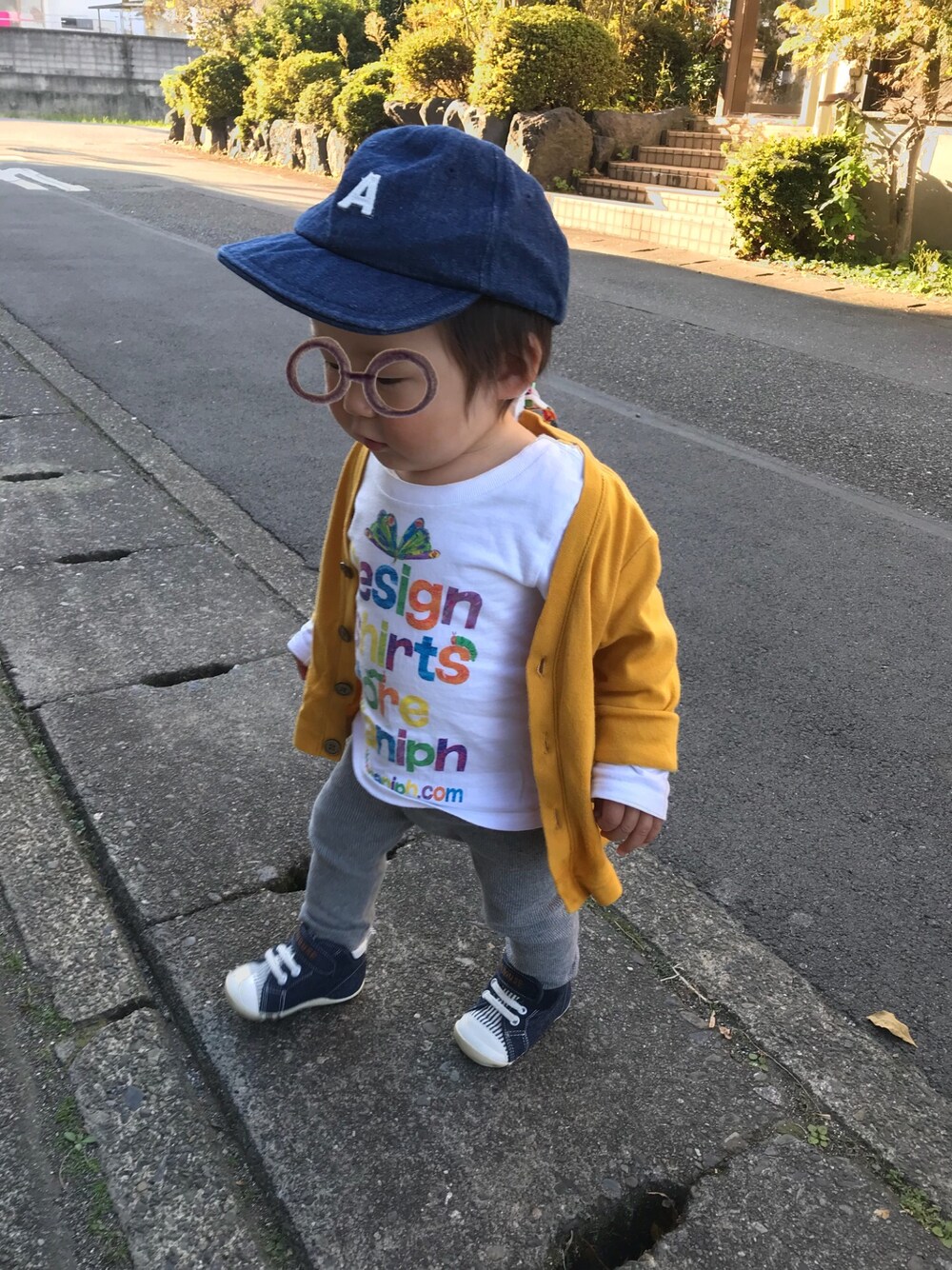 「秋のコーデ、リブレギンス、1歳」｜「Design Tshirts Store graniphのアイテム（Tシャツ/カットソー、ホワイト系）」を使った、あおさん（キッズ・80cm）の秋コーディネートの1枚目の写真
