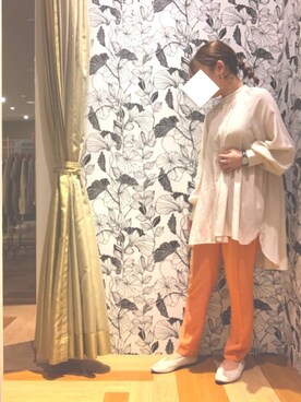 「earth music&ecology（アースミュージックアンドエコロジー）のバックリボンギャザーチュニック ＊（Tシャツ/カットソー、ホワイト系）」を使った、lil☺︎☺︎     さん（レディース・154cm）の春コーディネート