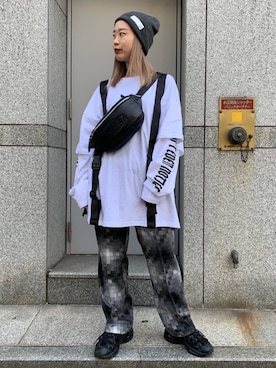 「DANKE SCHON（ダンケシェーン）のDankeSchon/ダンケシェーン/モザイクパンツ（その他パンツ）」を使った、𝘺𝘶𝘮𝘢 𝘢𝘳𝘢𝘬𝘪さん（レディース・154cm）の秋コーディネート