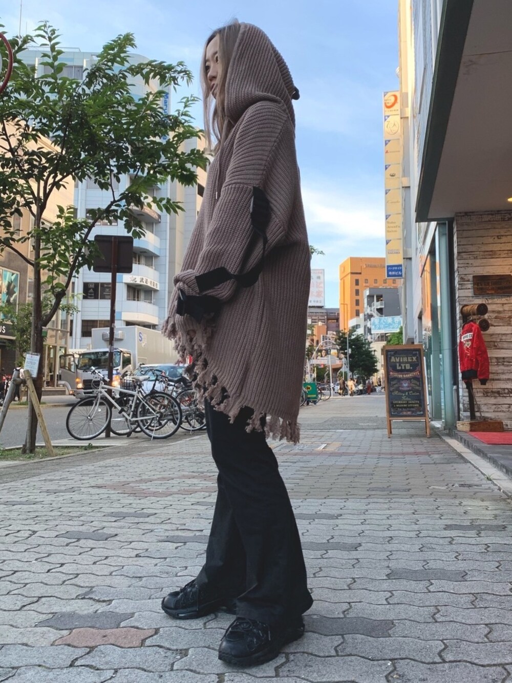 「LHP、ootd、カジュアルコーデ、秋、低身長コーデ、LHP名古屋、秋コーデ、おしゃれさんと繋がりたい、いいね、save、フォローお願いします🤑、秋のカフェオレコーデ」｜「DANKE SCHONのDankeSchon/ダンケシェーン/FRINJI BELT KNIT(ニット)（ニット/セーター、ベージュ系）」を使った、𝘺𝘶𝘮𝘢 𝘢𝘳𝘢𝘬𝘪さん（レディース・154cm）の秋コーディネートの1枚目の写真
