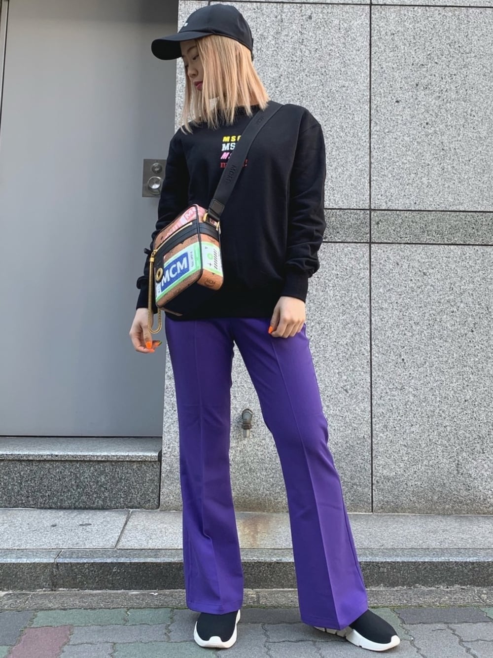 「LHP、ラフ、パンツスタイル、春色、春コーデ、低身長、outfit、LHP名古屋、オトナカジュアル、LHPWOMEN」｜「MSGMのアイテム（キャップ、ブラック系）」を使った、𝘺𝘶𝘮𝘢 𝘢𝘳𝘢𝘬𝘪さん（レディース・154cm）の冬コーディネートの1枚目の写真
