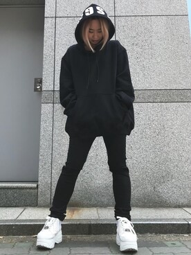 「MSGM（エムエスジーエム）のアイテム（パーカー）」を使った、𝘺𝘶𝘮𝘢 𝘢𝘳𝘢𝘬𝘪さん（レディース・154cm）の夏コーディネート