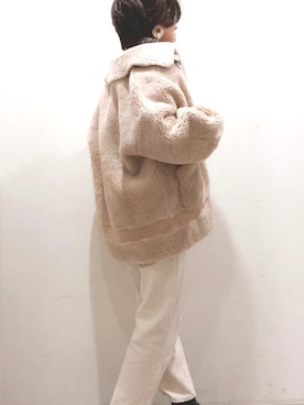 「ホワイトデニム」｜「アイテム（ライダースジャケット）」を使った、ごとみさん（レディース・164cm）の冬コーディネート