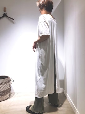 「VACANCY（ヴァカンシー）のアイテム（パンツ）」を使った、ごとみさん（レディース・165cm）の夏コーディネート