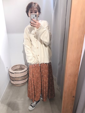 「アイテム（スカート、オレンジ系）」を使った、ごとみさん（レディース・165cm）の冬コーディネート