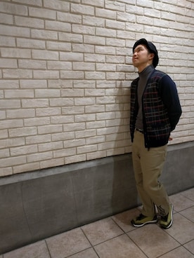 「FRED PERRY（フレッドペリー）のアイテム（カーディガン/ボレロ）」を使った、YUKI HAMAGUCHIさん（メンズ・174cm）の冬コーディネート