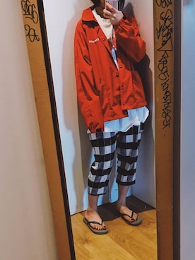 「oversize」｜「アイテム（ナイロンジャケット）」を使った、ARS三海さん（レディース・165cm）の秋コーディネート