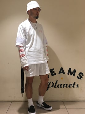 「VANS（バンズ）のアイテム（Tシャツ/カットソー）」を使った、Yoshihito Hayashiさん（メンズ・170cm）の夏コーディネート