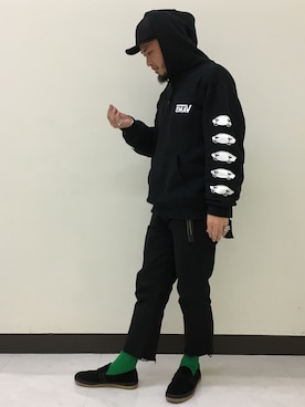 「VANS（バンズ）のアイテム（スウェット）」を使った、Yoshihito Hayashiさん（メンズ・170cm）の秋コーディネート