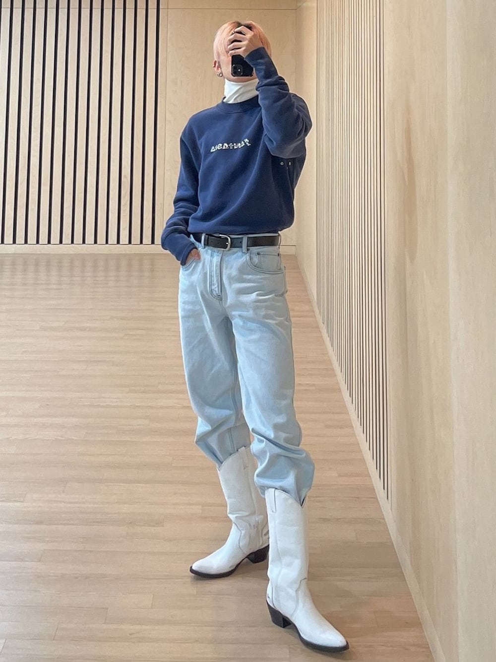 EYTYSのスウェットを使った人気ファッションコーディネート - WEAR