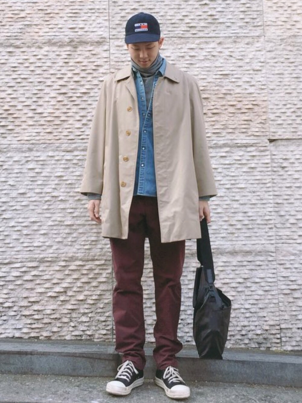 「rm、bts」｜「TOMMY HILFIGERのコットンキャップ（キャップ、ブルー系）」を使った、renkonさん（メンズ・181cm）の春コーディネートの1枚目の写真