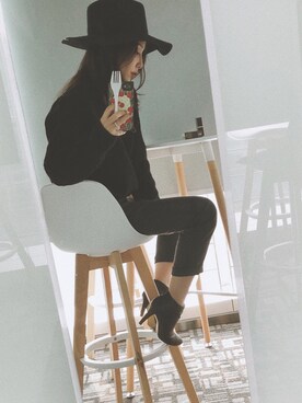 「MUJI Labo（ムジラボ）のアイテム（チノパンツ、ブラック系）」を使った、我就叫徐杨怡萱さん（レディース・160cm）の秋コーディネート