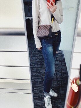 「Ungrid（アングリッド）のアイテム（デニムパンツ、ブルー系）」を使った、我就叫徐杨怡萱さん（レディース・160cm）の春コーディネート