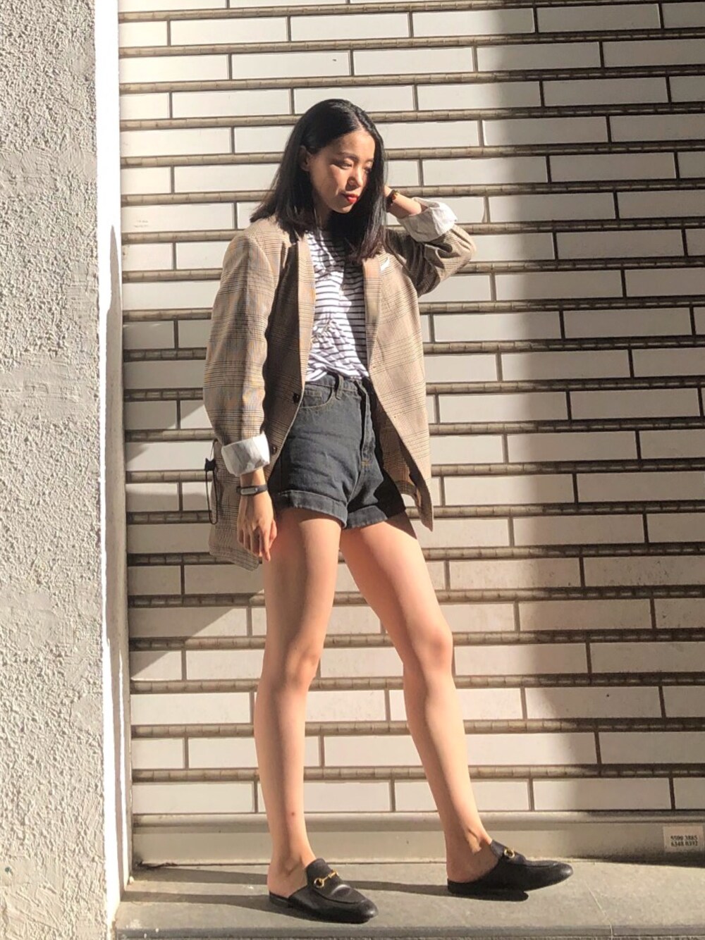 「ootd、夏、oversize、条纹T」｜「ZARA MANのアイテム（スーツジャケット、イエロー系）」を使った、粗糙dai王さん（レディース・166cm）の春コーディネートの1枚目の写真