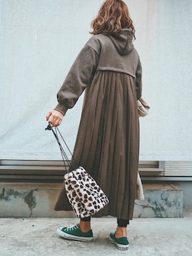 「Aunt Marie's（アントマリーズ）のAUNT MARIE'S バックプリーツフーディーワンピース（ワンピース）」を使った、natsupooさん（レディース・167cm）の冬コーディネート