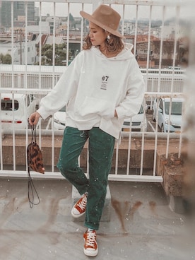 「CONVERSE（コンバース）の＜CONVERSE（コンバース）＞∴ALL STAR 100 LOW オールスターコーデュロイ スニーカー ◆（スニーカー）」を使った、natsupooさん（レディース・167cm）の冬コーディネート