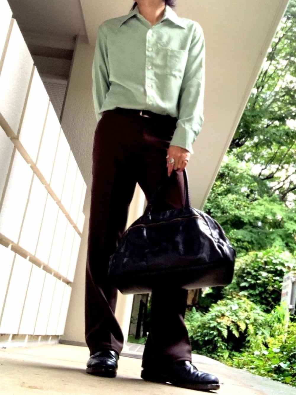 「スタプレ、ドクターマーチン、517、フレアパンツ、70's、60’s」｜「Dr. Martensのアイテム（ドレスシューズ、ブラック系）」を使った、&GOMAさん（メンズ・171cm）の夏コーディネートの1枚目の写真