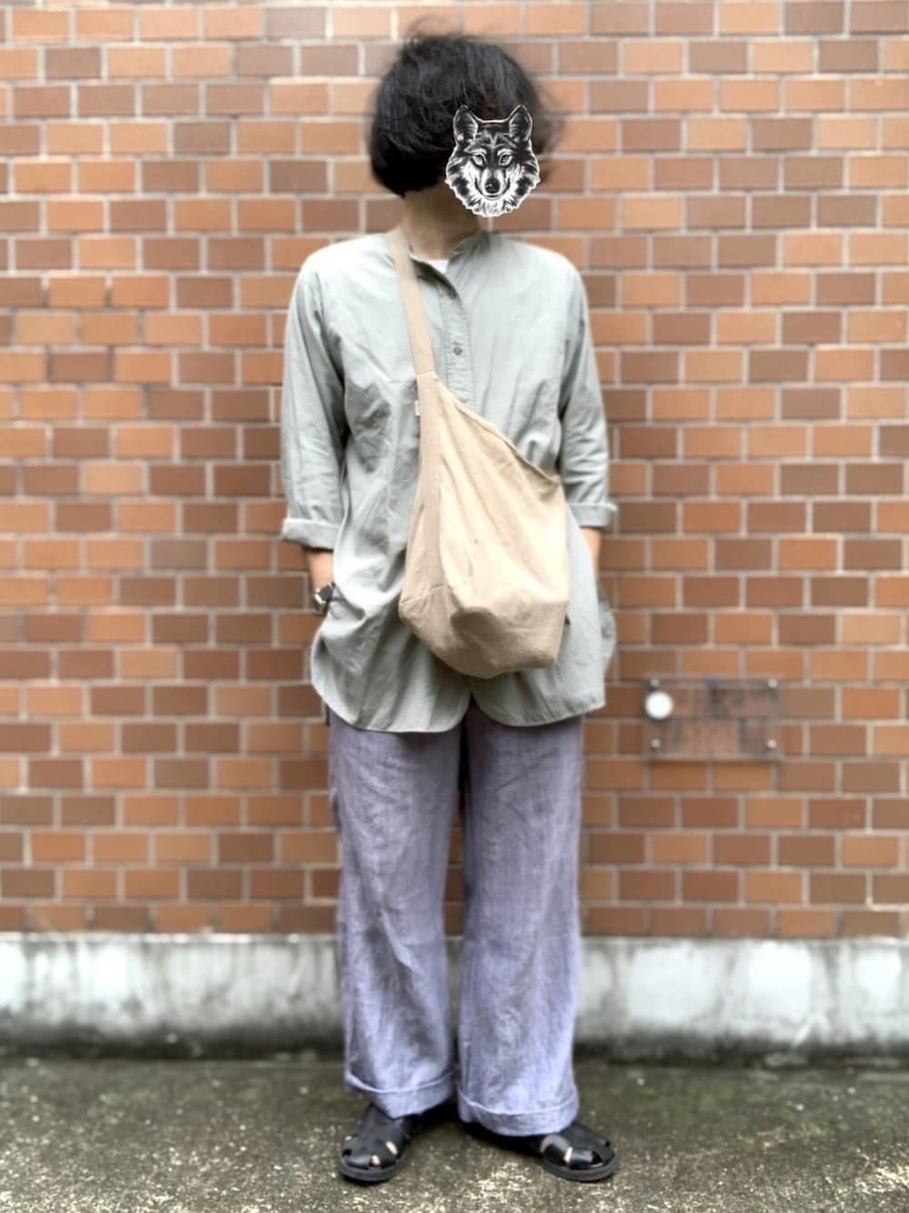 「vintage、ヴィンテージ、オフィサーシャツ、セーラーパンツ、イギリス軍、フランス軍、ショルダーバッグ、めがね、グルカサンダル、ミリタリーウォッチ」｜「グルカサンダルのアイテム（サンダル、ブラック系）」を使った、&GOMAさん（メンズ・171cm）の夏コーディネートの1枚目の写真