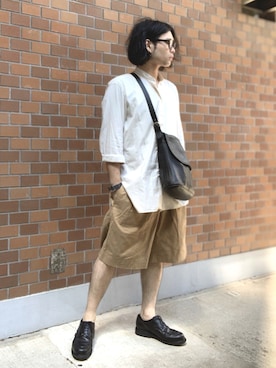 「ノーカラーシャツ」｜「アイテム（アナログ腕時計）」を使った、&GOMAさん（メンズ・171cm）の夏コーディネート