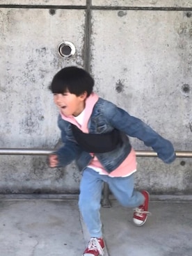 「息子コーデ」｜「アイテム（バッグ）」を使った、とも@ゆうパパさん（キッズ・120cm）の春コーディネート