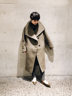 「オーバーコート」｜「アイテム（スリッポン）」を使った、rihoさん（レディース・163cm）の秋コーディネート