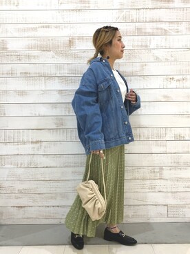 「ピスタチオ」｜「アイテム（デニムジャケット）」を使った、あ(だ)りさんさん（レディース・153cm）の春コーディネート