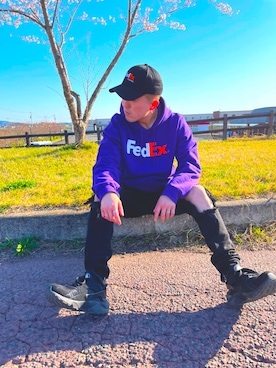 「FedEX（フェデックス）のアイテム（帽子）」を使った、 reachさん（メンズ・173cm）の春コーディネート