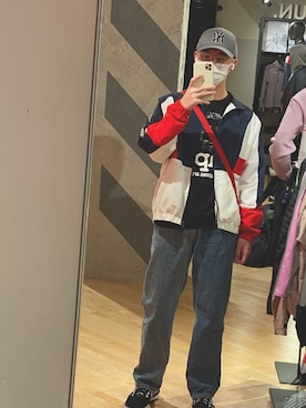 「VANS（バンズ）のアイテム（ジャケット/アウター）」を使った、Holam Cheungさん（メンズ・175cm）の冬コーディネート