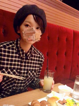 「連投すみません」｜ゆうき、短足に見えないさん（レディース・162cm）の秋コーディネート